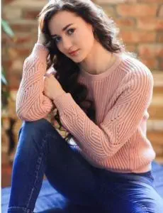 Elite escort service in Lohara for home and hotel visits